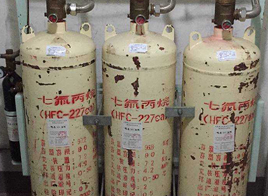 消防氣瓶外壁銹蝕